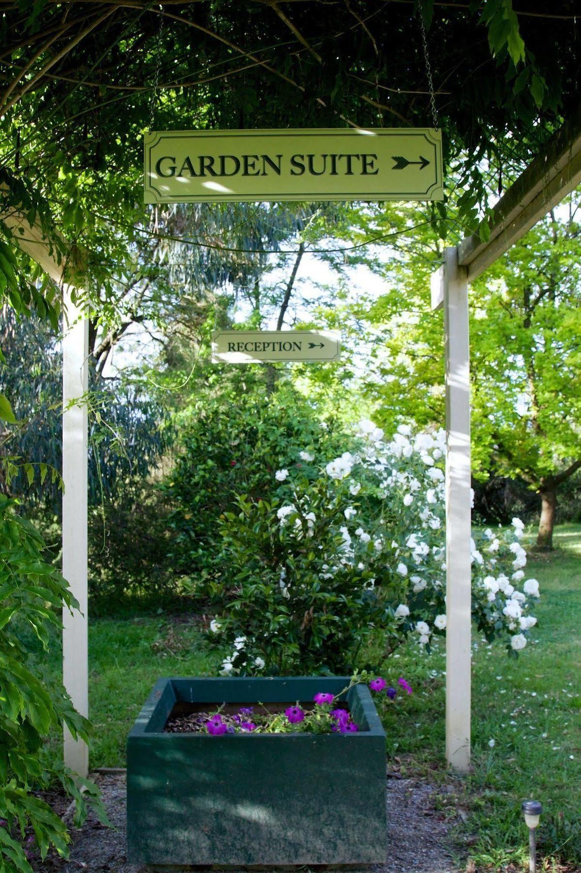 Holly Lane Mews Motel Yarra Glen Exterior photo